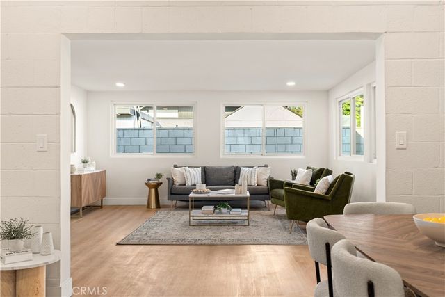 530 W Elm Avenue, Fullerton, CA 92832