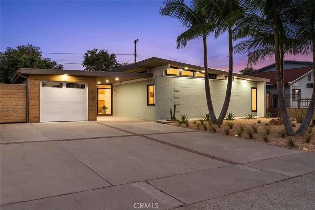 530 W Elm Avenue, Fullerton, CA 92832