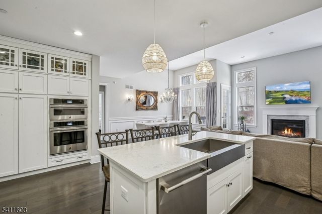 11 Concord Ct, Warren Twp., NJ 07059