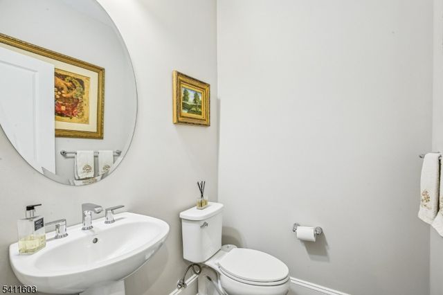 11 Concord Ct, Warren Twp., NJ 07059