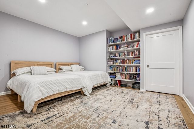 11 Concord Ct, Warren Twp., NJ 07059