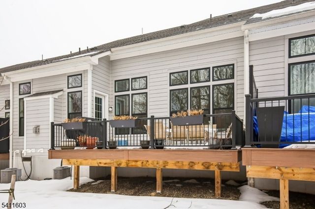 11 Concord Ct, Warren Twp., NJ 07059