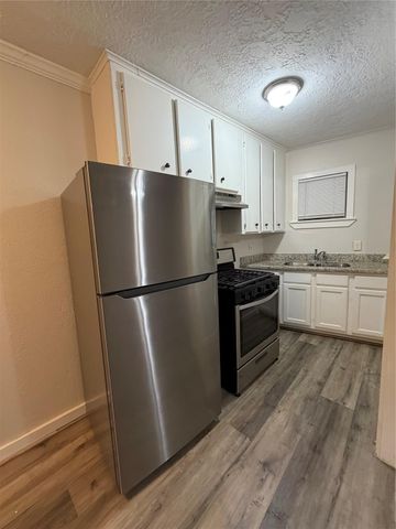 4811 Oakland Street 6, Houston, TX 77023