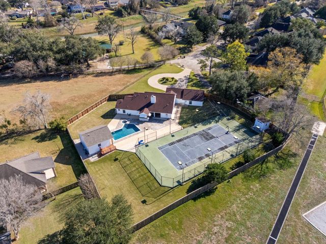 3106 Carmel Valley Drive, Missouri City, TX 77459