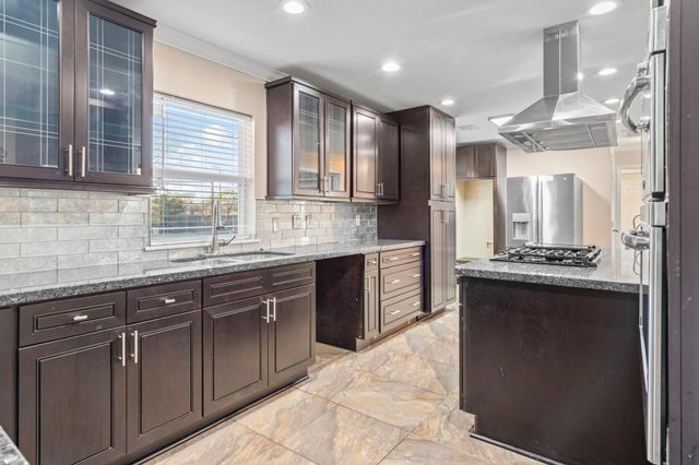 3106 Carmel Valley Drive, Missouri City, TX 77459