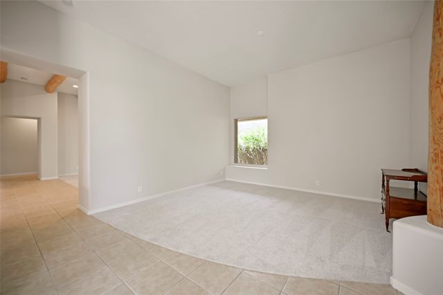 92 Canada del Rancho, Santa Fe, NM 87508