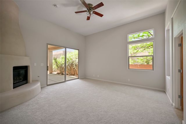 92 Canada del Rancho, Santa Fe, NM 87508