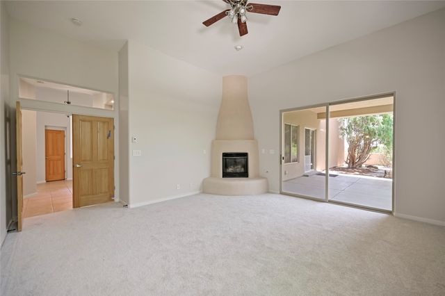 92 Canada del Rancho, Santa Fe, NM 87508