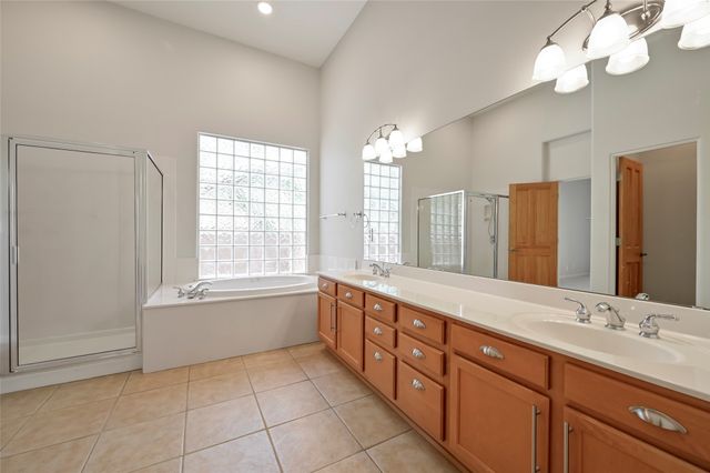 92 Canada del Rancho, Santa Fe, NM 87508