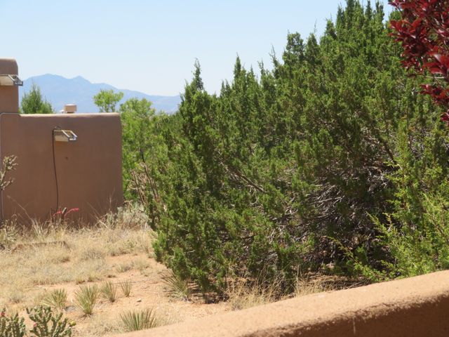 92 Canada del Rancho, Santa Fe, NM 87508