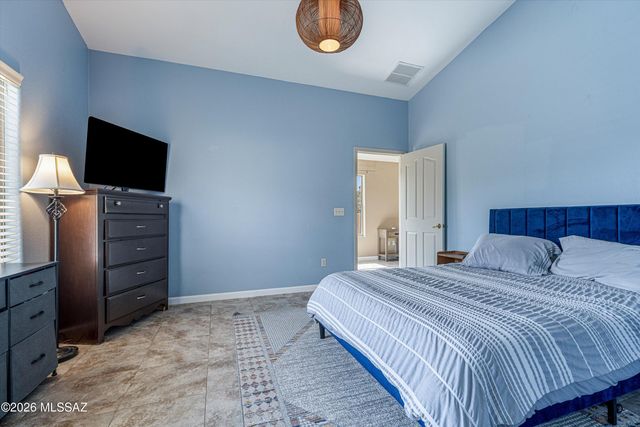 10790 S April Spring Place, Vail, AZ 85641