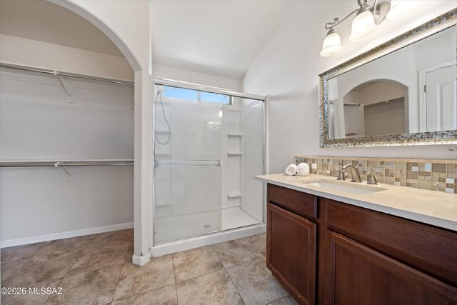 10790 S April Spring Place, Vail, AZ 85641
