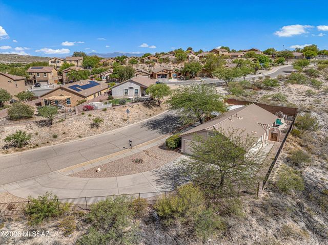 10790 S April Spring Place, Vail, AZ 85641