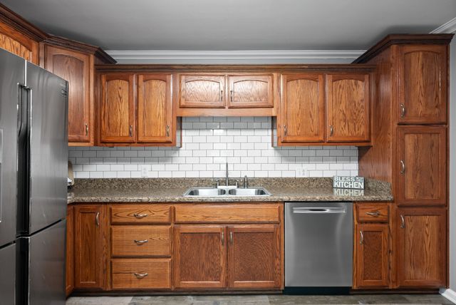 283 Lady Ln, Ashland City, TN 37015