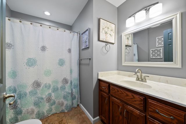 283 Lady Ln, Ashland City, TN 37015