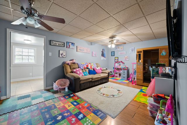 283 Lady Ln, Ashland City, TN 37015