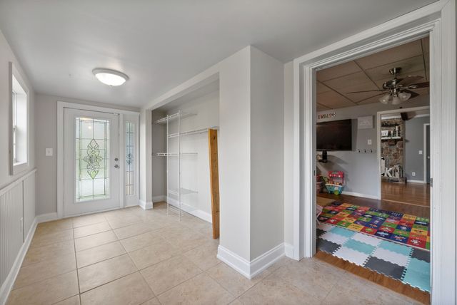 283 Lady Ln, Ashland City, TN 37015