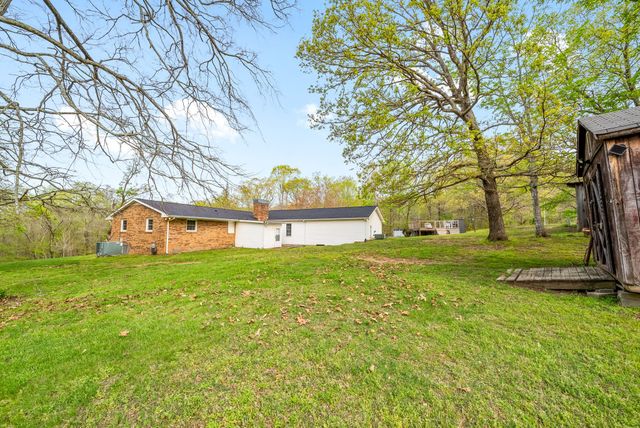 283 Lady Ln, Ashland City, TN 37015