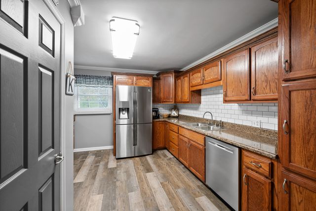 283 Lady Ln, Ashland City, TN 37015