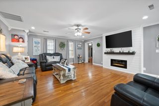 283 Lady Ln, Ashland City, TN 37015