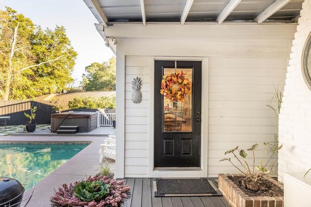 1018 Chambers Lane, Mount Pleasant, SC 29464