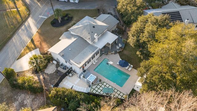 1018 Chambers Lane, Mount Pleasant, SC 29464