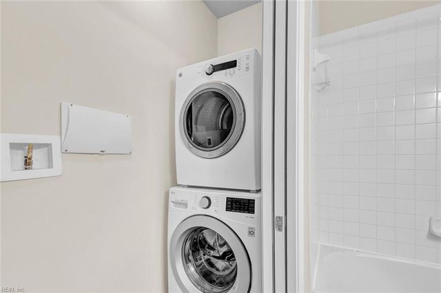 101 Herons CV, Carrollton, VA 23314