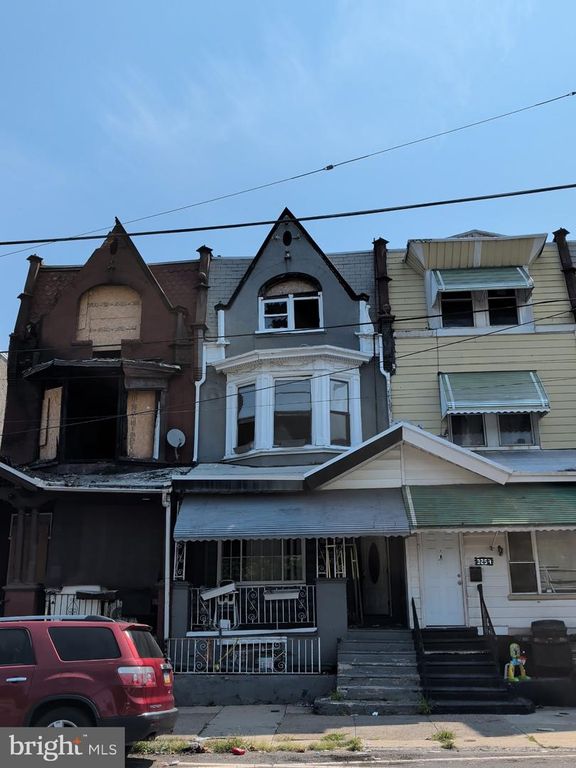 3261 RIDGE AVE, Philadelphia, PA 19132