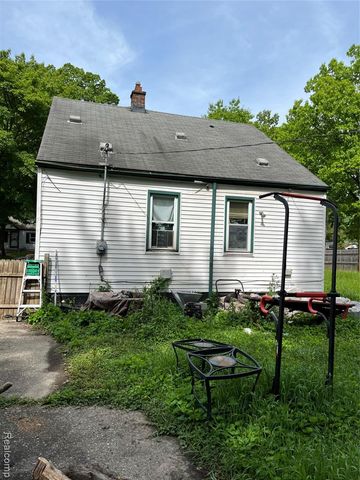 18200 Fielding Street, Detroit, MI 48219