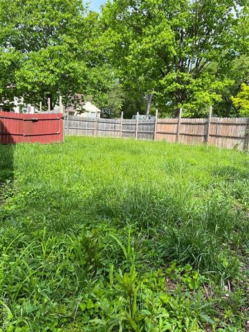 18200 Fielding Street, Detroit, MI 48219