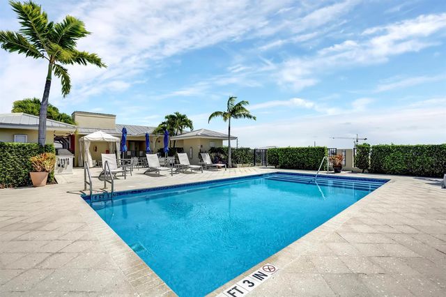 235 NE 1st Street 413, Delray Beach, FL 33444