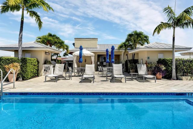 235 NE 1st Street 413, Delray Beach, FL 33444