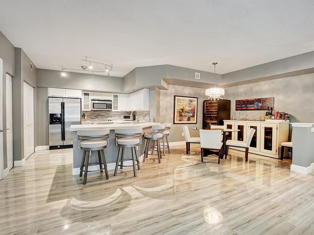 235 NE 1st Street 413, Delray Beach, FL 33444