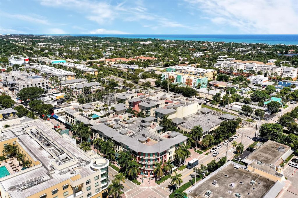235 NE 1st Street 413, Delray Beach, FL 33444