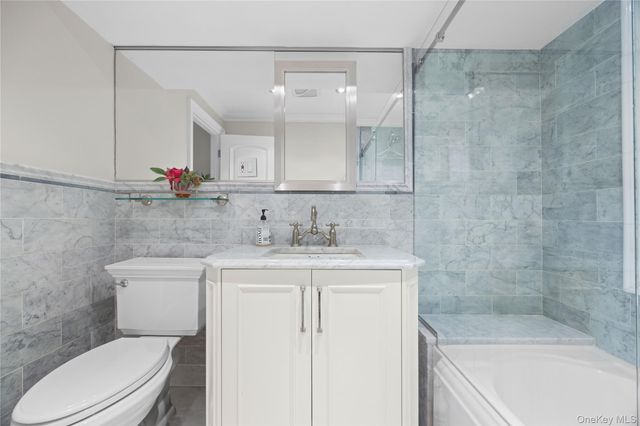 229 Ditmars Street, Bronx, NY 10464