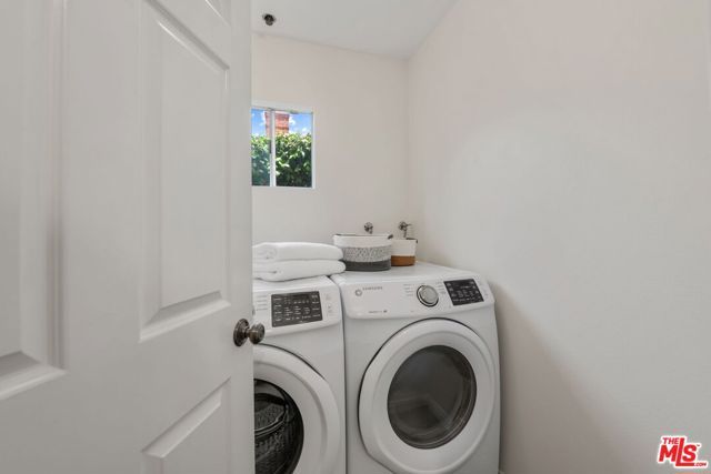 843 N Martel Avenue 2, Los Angeles, CA 90046