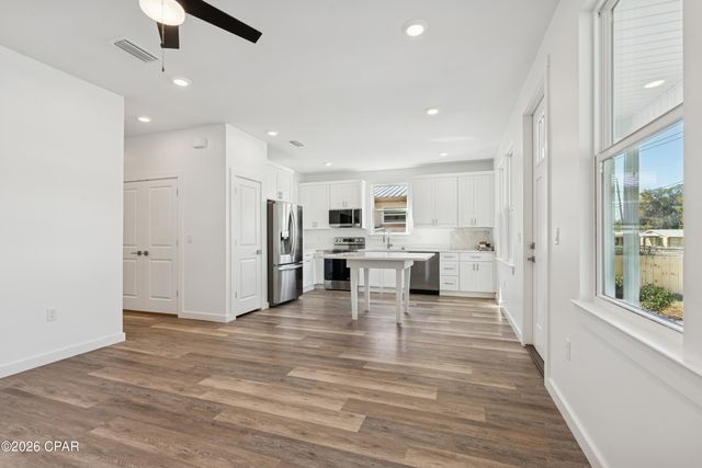 848 E 12th Court, Panama City, FL 32401