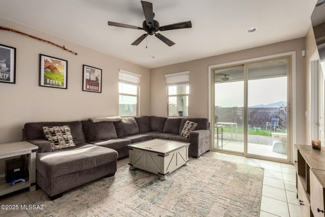 11308 S Weismann Drive, Vail, AZ 85641