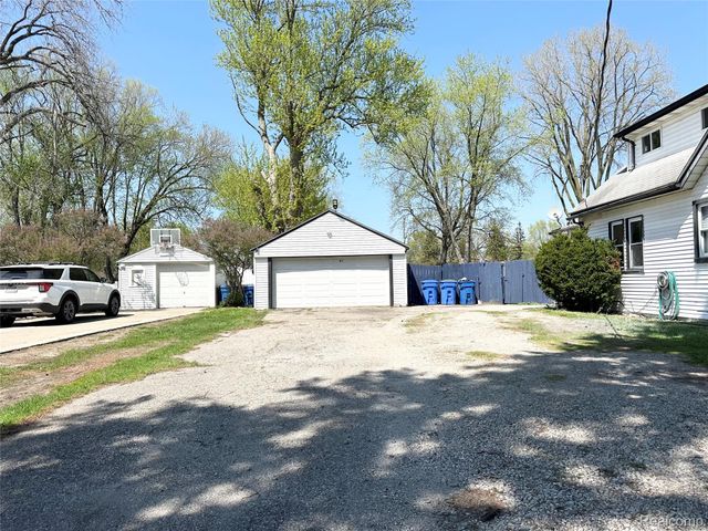 3701 Berkshire Avenue, Warren, MI 48091