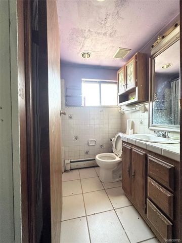 3701 Berkshire Avenue, Warren, MI 48091