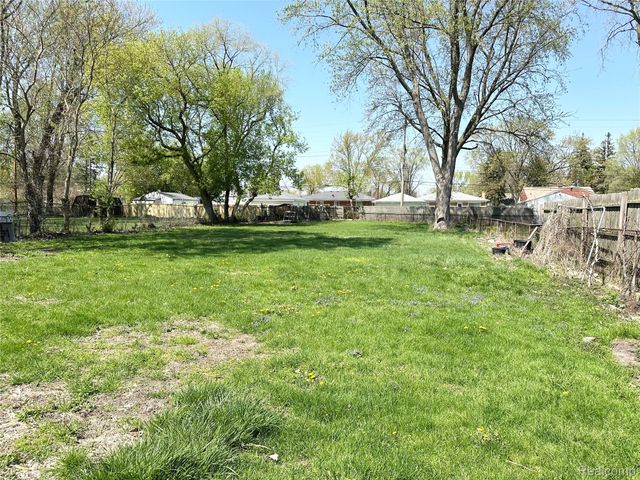 3701 Berkshire Avenue, Warren, MI 48091
