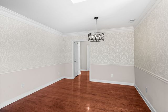 9304 Sawyer Brown Rd, Nashville, TN 37221