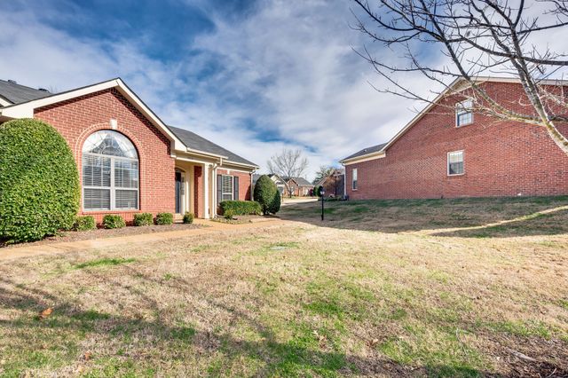9304 Sawyer Brown Rd, Nashville, TN 37221