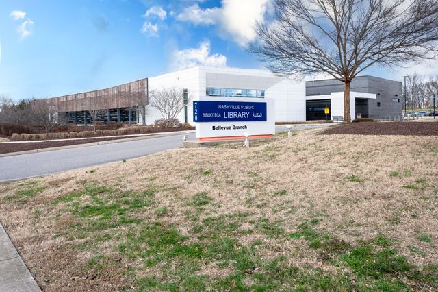 9304 Sawyer Brown Rd, Nashville, TN 37221