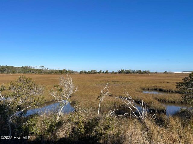 3102 Us-70, Beaufort, NC 28516