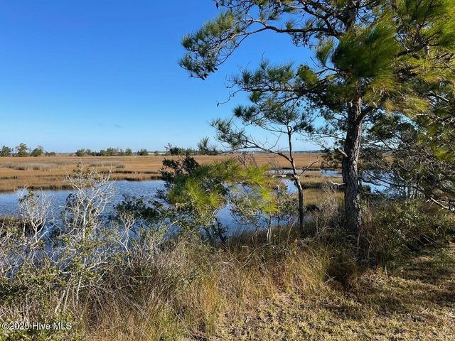 3102 Us-70, Beaufort, NC 28516