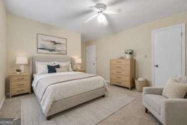 231 Meadowbrook Drive, Mcdonough, GA 30253
