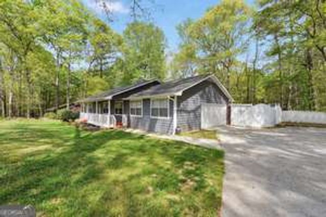 231 Meadowbrook Drive, Mcdonough, GA 30253