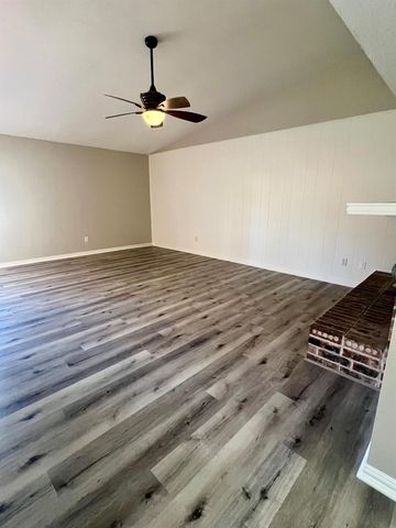 3906 Coltwood Drive, Spring, TX 77388