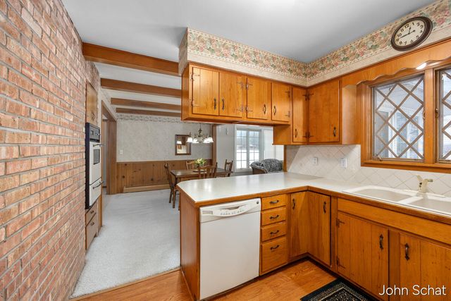 2145 Bauer Road, Jenison, MI 49428